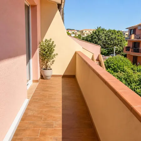 Residenza Benvenuto Cellini Hébergement de vacances *